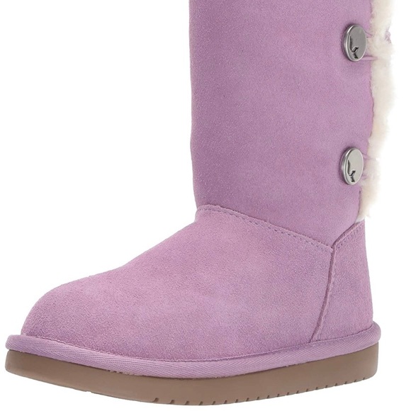 NWB kids K KINSLEI tall fashion boots by UGG!